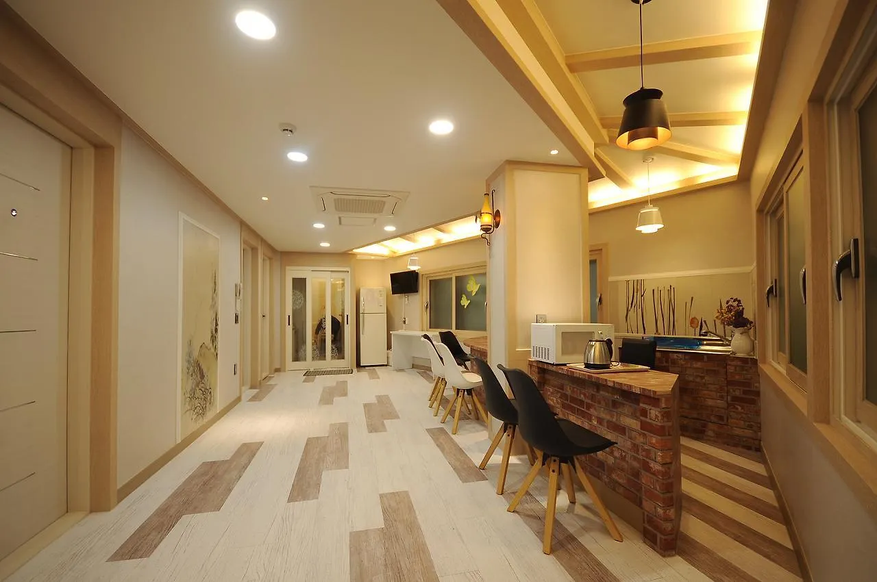 Family Hotel Bnb Busan South Korea
