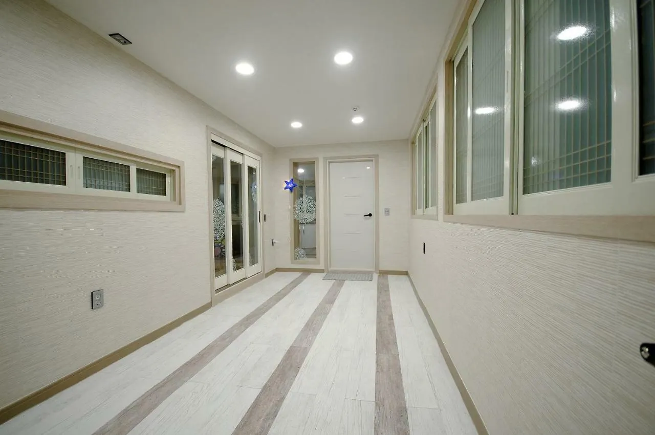 Family Hotel Bnb Busan 2*,  South Korea