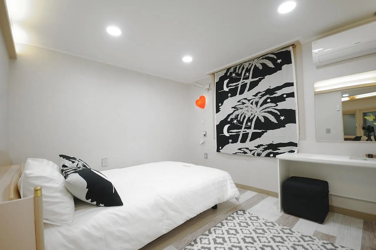 Family Hotel Bnb 釜山 2*,  韩国