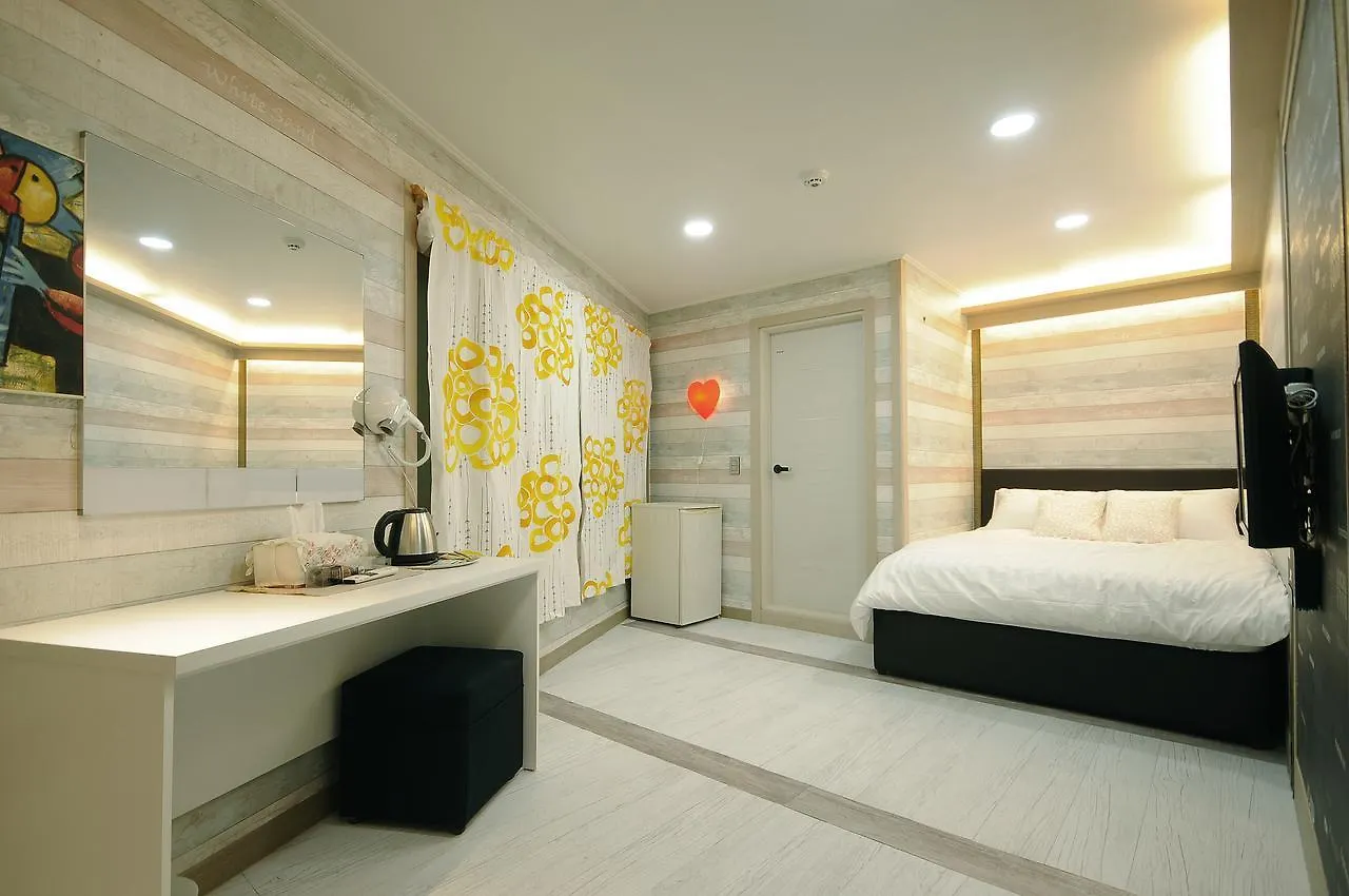 Family Hotel Bnb Pusan 2*,  Jižní Korea