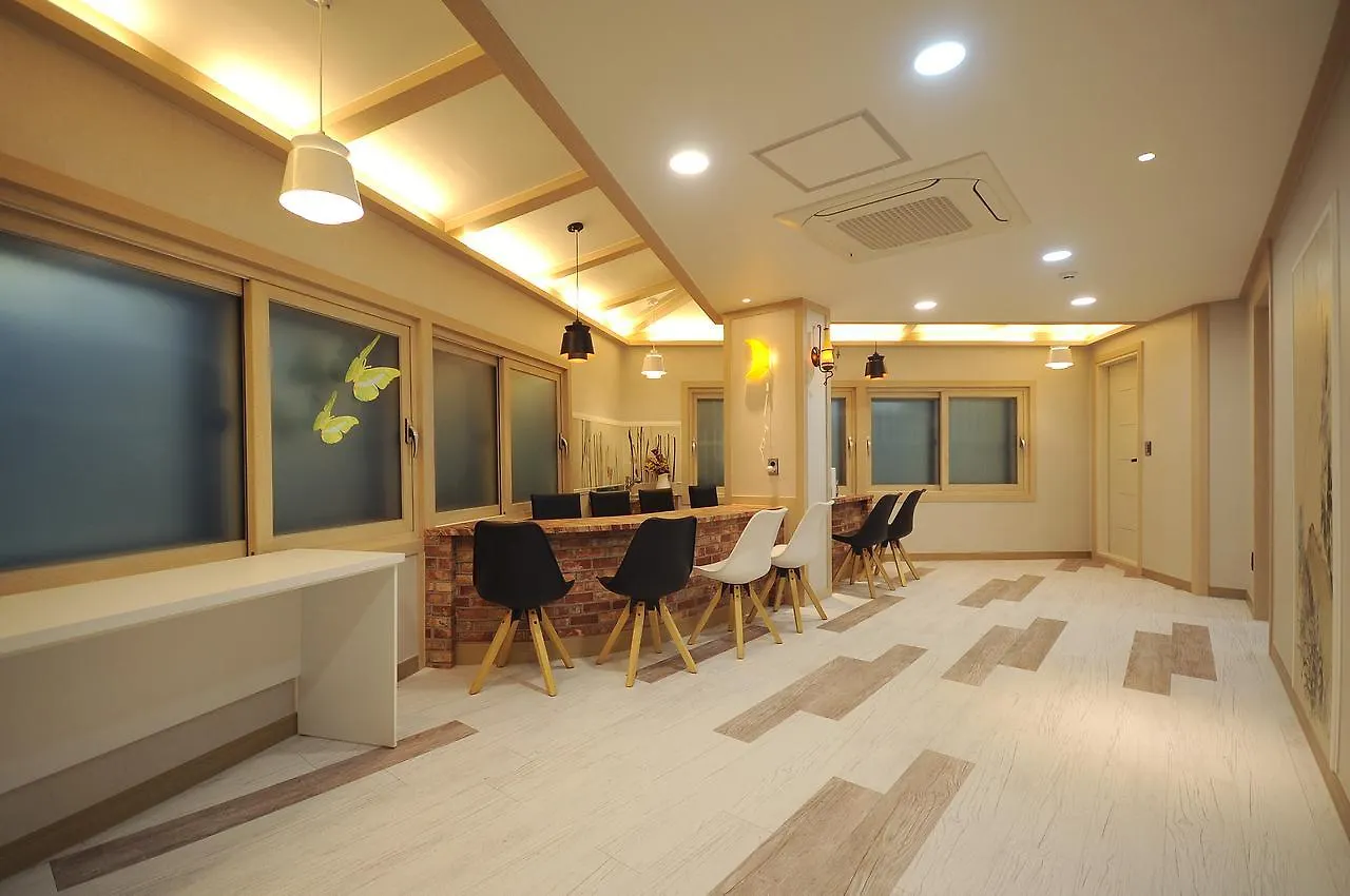 Family Hotel Bnb 釜山