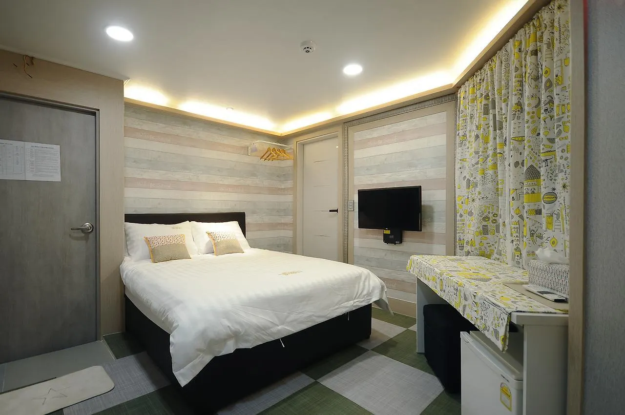 Family Hotel Bnb 釜山